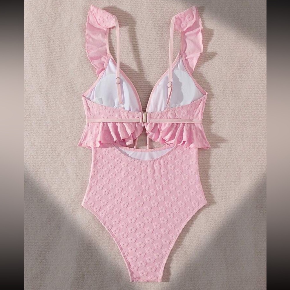 NEW Chic Pink Ruffled Swimsuit - Picture 6 of 6